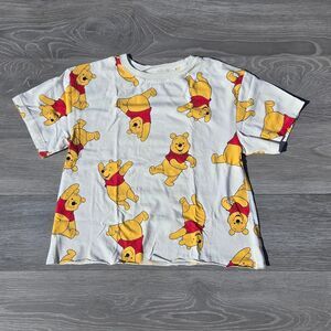 Disney Women's Winnie the Pooh Cream and Red T-shirt